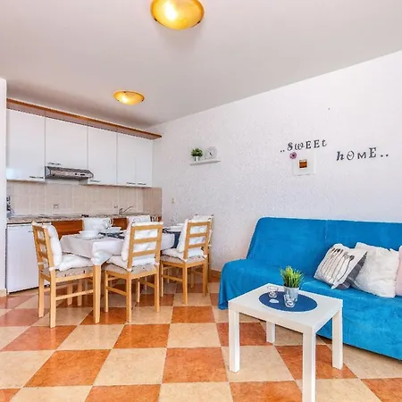 Mit Balkon Und Meerblick Crikvenica