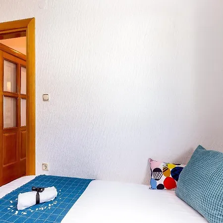 Mit Balkon Und Meerblick