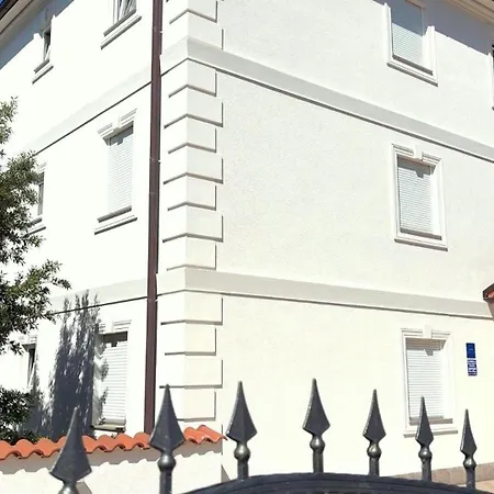 Apartment Mit Balkon Und Meerblick Crikvenica
